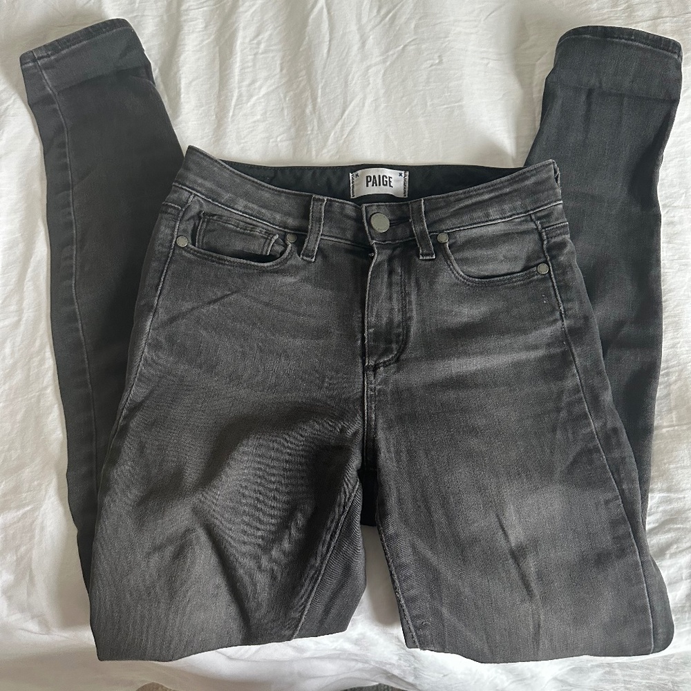 Paige Denim - Hoxton Ultra Skinny in Grey Peaks - Size 25